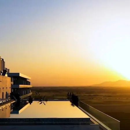 Grand Sapphire Luxury Corner With Spectacular Views And Two Bedrooms By Myguest Cyprus *