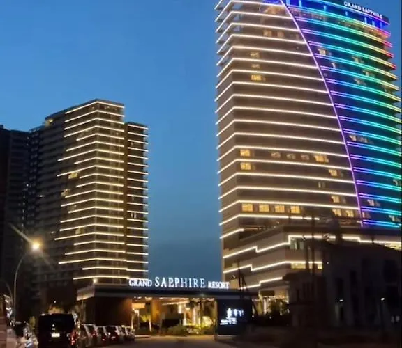 Grand Sapphire Luxury Corner With Spectacular Views And Two Bedrooms By Myguest Cyprus アパート *