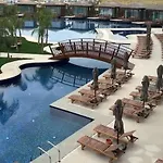 Appartamento Grand Sapphire Luxury Corner With Spectacular Views And Two Bedrooms By Myguest Cyprus
