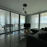 Grand Sapphire Luxury Corner With Spectacular Views And Two Bedrooms By Myguest Cyprus Appartamento Iskele District (Northern Cyprus)
