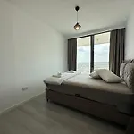 Grand Sapphire Luxury Corner With Spectacular Views And Two Bedrooms By Myguest Cyprus Appartamento