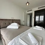Grand Sapphire Luxury Corner With Spectacular Views And Two Bedrooms By Myguest Cyprus *