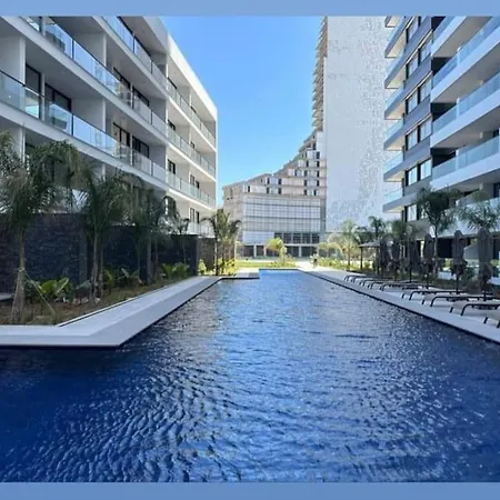 Grand Sapphire Luxury Corner With Spectacular Views And Two Bedrooms By Myguest Cyprus Apartamento