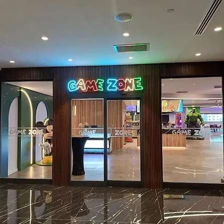 Grand Sapphire Luxury Corner With Spectacular Views And Two Bedrooms By Myguest Cyprus