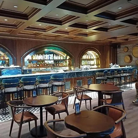 Апартаменты Grand Sapphire Luxury Corner With Spectacular Views And Two Bedrooms By Myguest Cyprus *