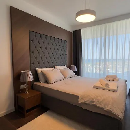 Grand Sapphire Luxury Corner With Spectacular Views And Two Bedrooms By Myguest Cyprus Appartement *