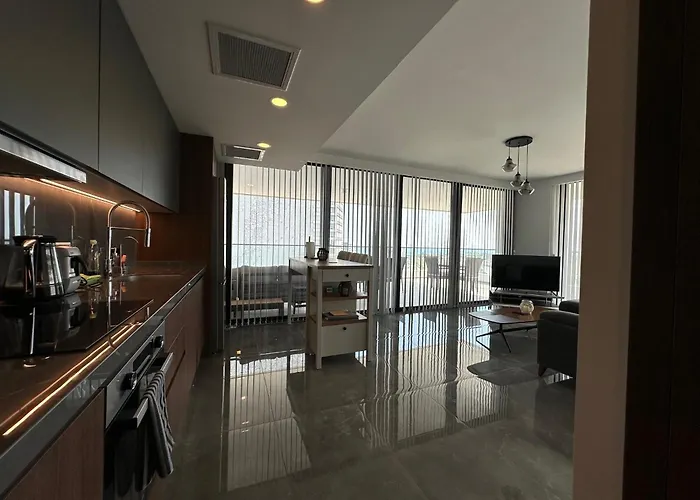 アパート Grand Sapphire Luxury Corner With Spectacular Views And Two Bedrooms By Myguest Cyprus