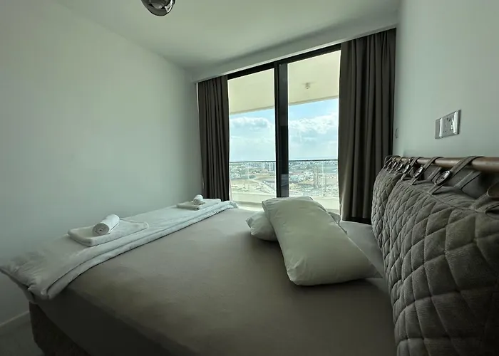 Grand Sapphire Luxury Corner With Spectacular Views And Two Bedrooms By Myguest Cyprus Apartament Iskele District (Northern Cyprus)