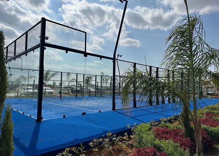 Grand Sapphire Luxury Corner With Spectacular Views And Two Bedrooms By Myguest Cyprus *