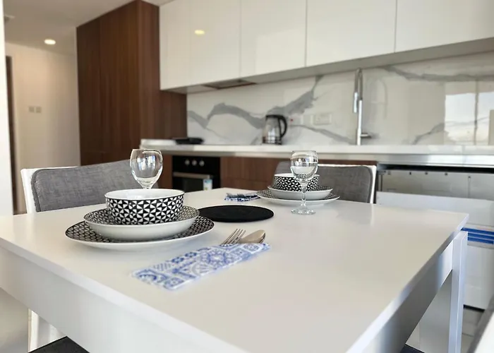 アパート Grand Sapphire Luxury Corner With Spectacular Views And Two Bedrooms By Myguest Cyprus